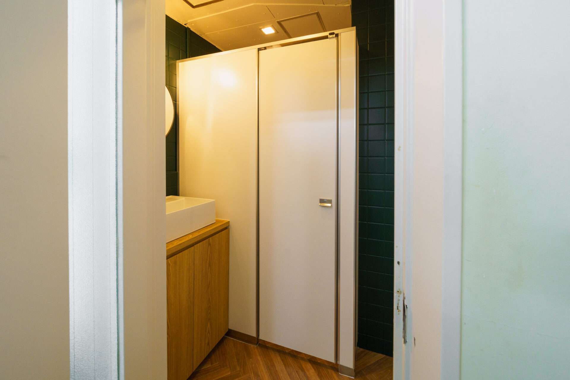 トイレブース